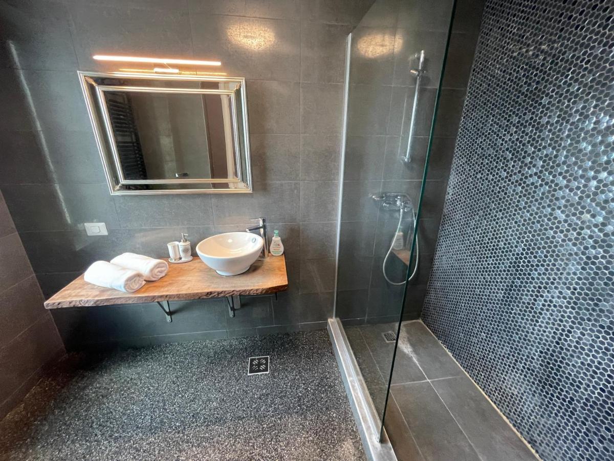 Blue Bike Seaview Apartment Мамая Екстериор снимка