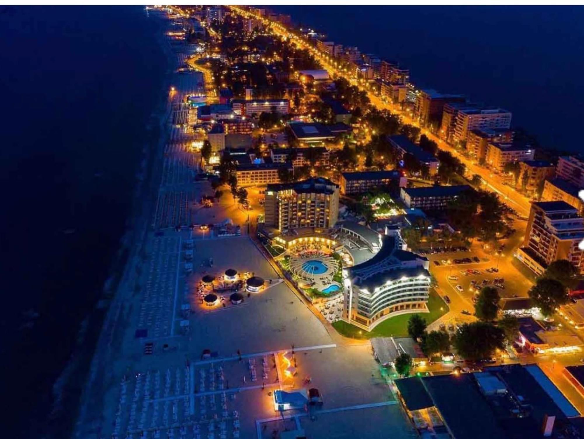 Blue Bike Seaview Apartment Мамая Екстериор снимка