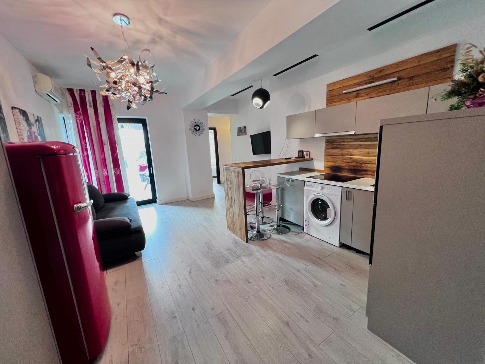 Blue Bike Seaview Apartment Мамая Екстериор снимка