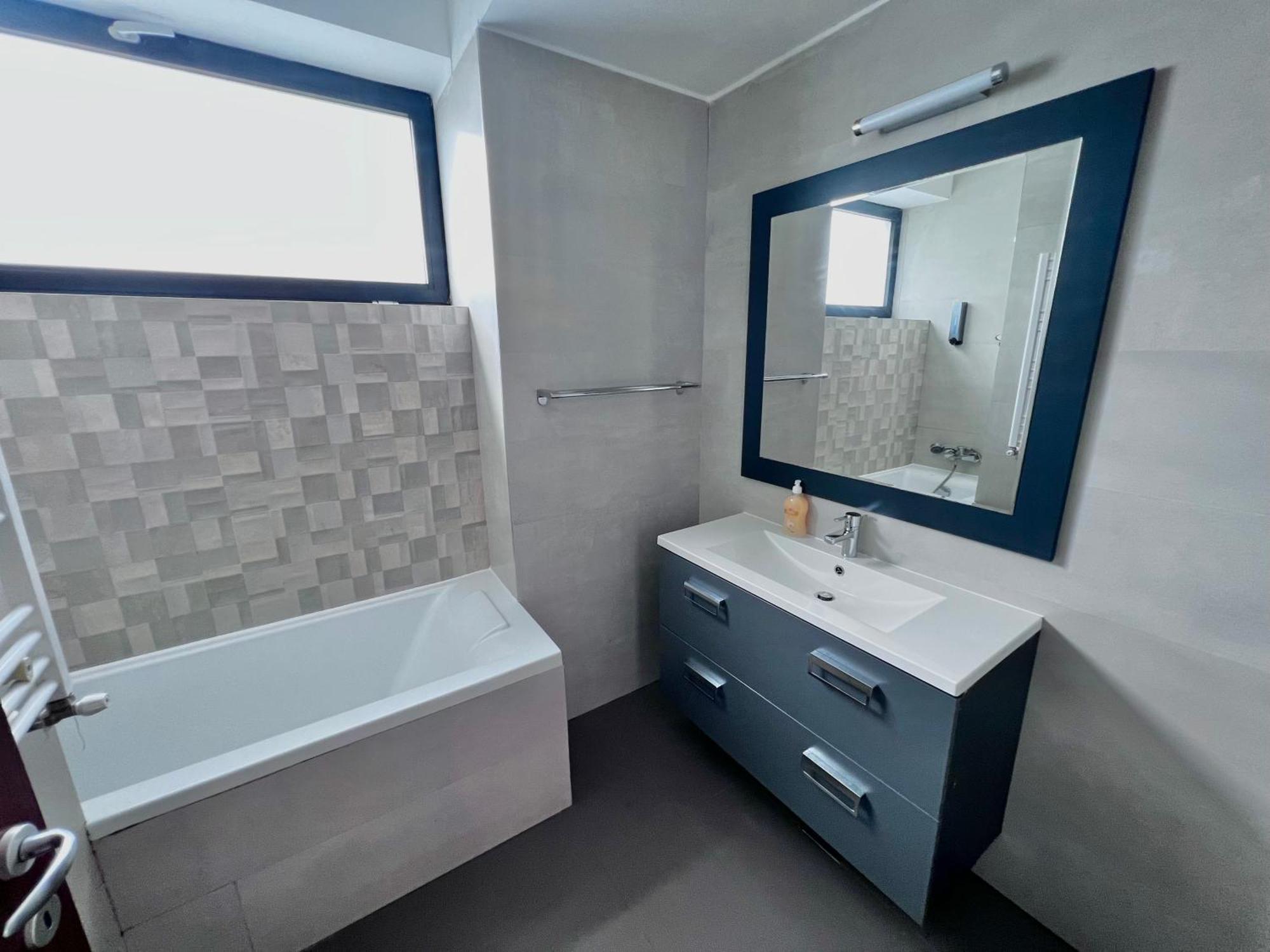 Blue Bike Seaview Apartment Мамая Екстериор снимка