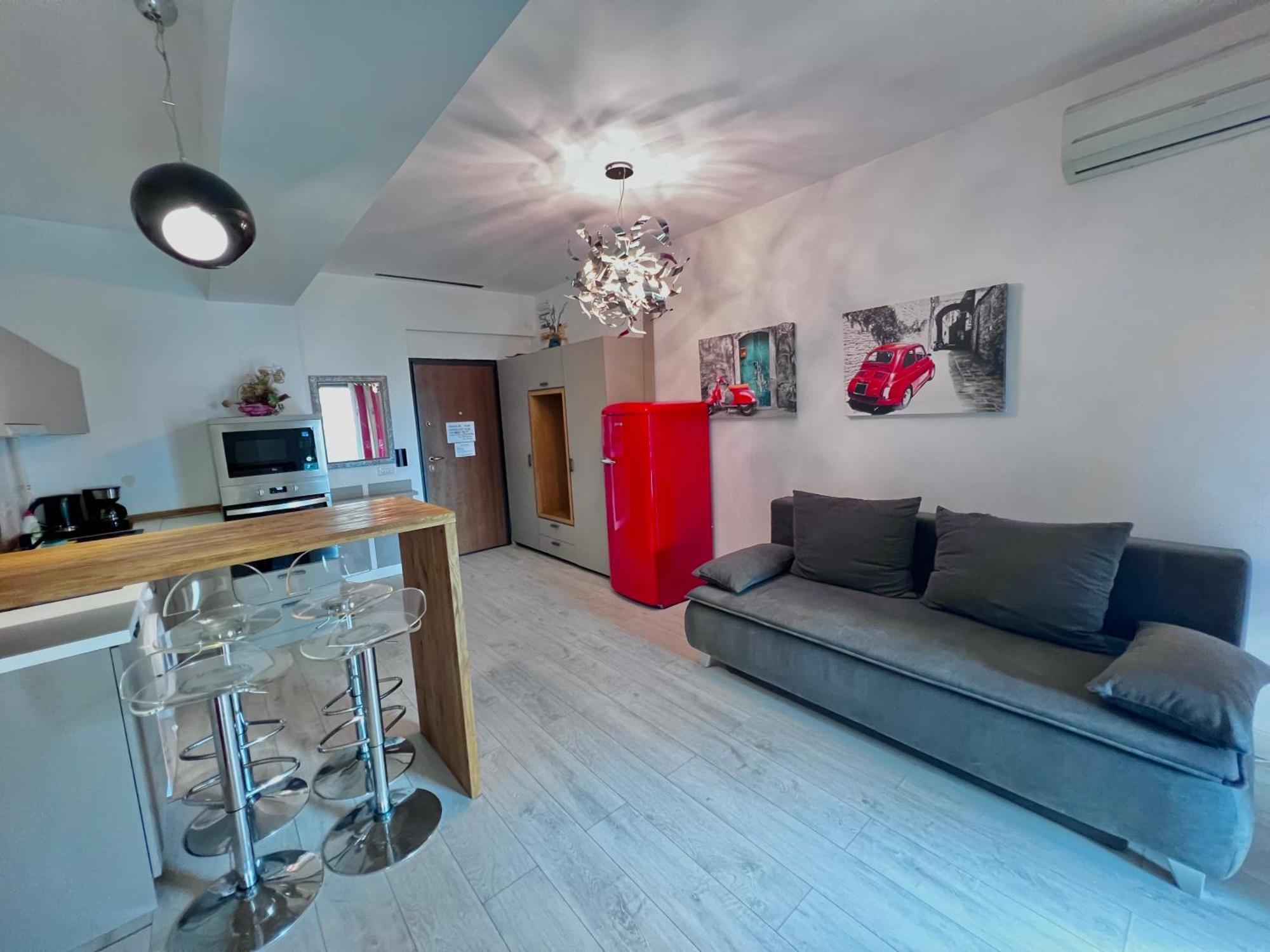 Blue Bike Seaview Apartment Мамая Екстериор снимка