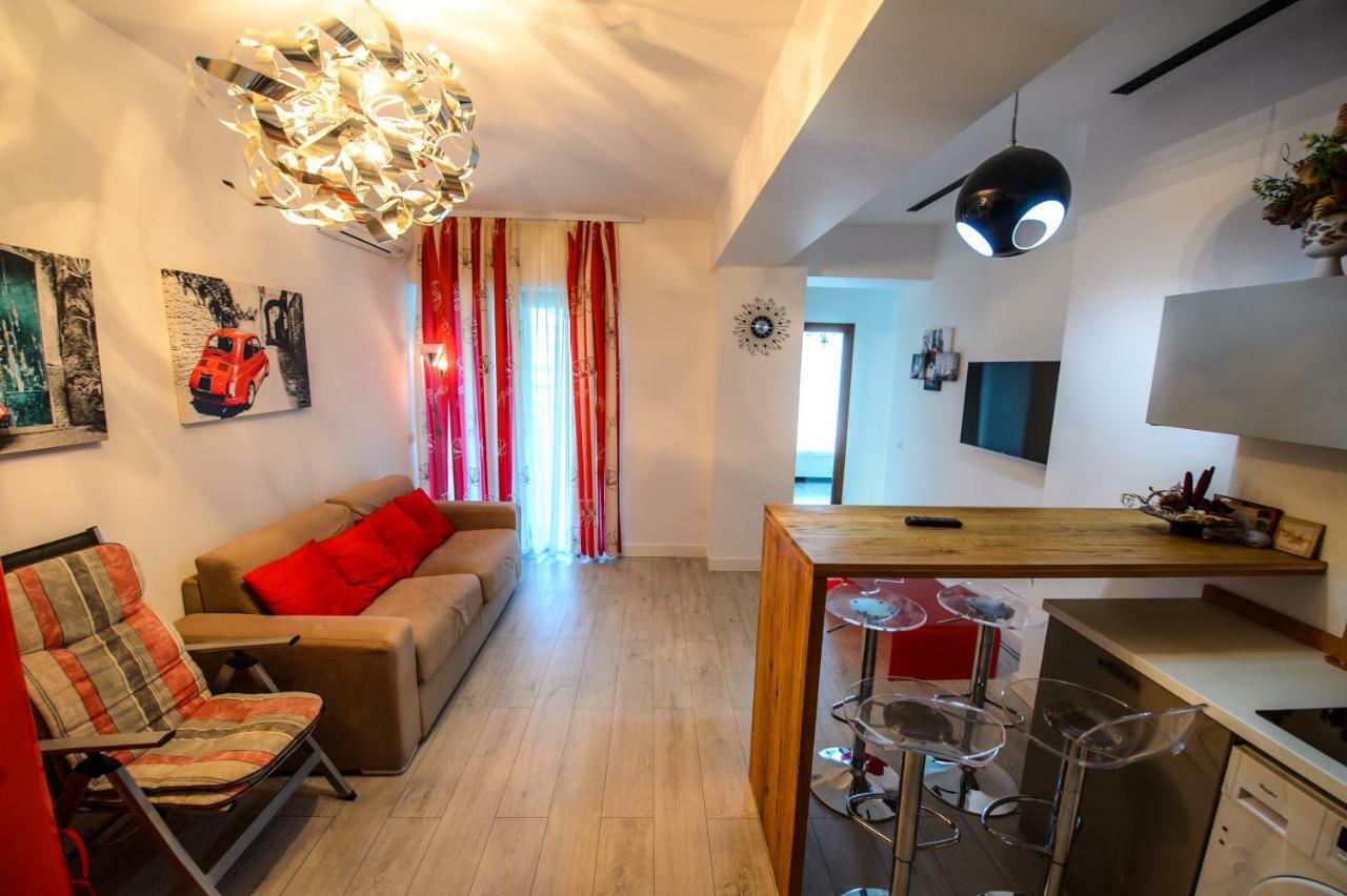 Blue Bike Seaview Apartment Мамая Екстериор снимка