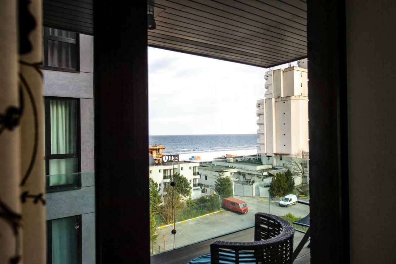 Blue Bike Seaview Apartment Мамая Екстериор снимка